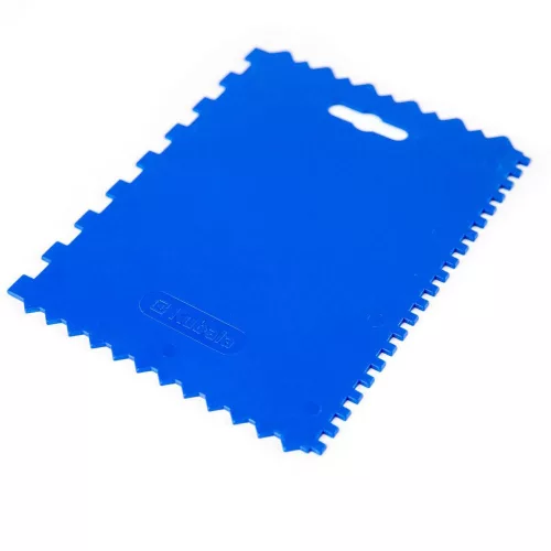 KUBALA univerzális műanyag fogazott spatulya 175x130 mm